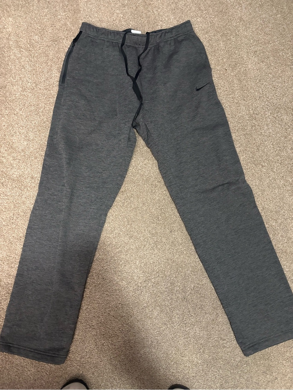 Nike Men's Gray Dri-FIT Fleece Pants size L